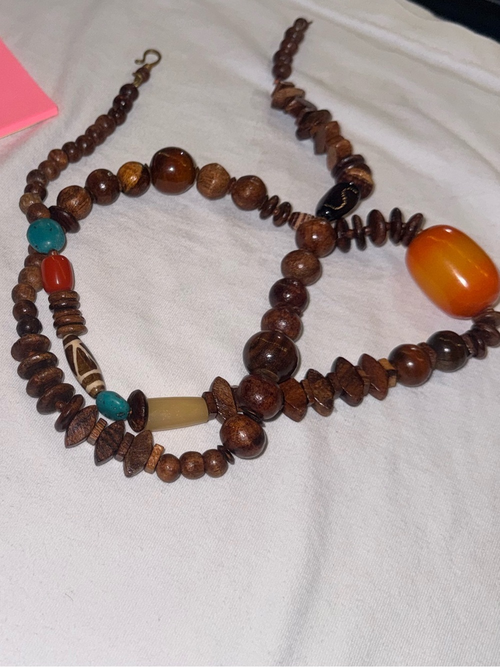 Beaded necklace - Picture 4 of 4